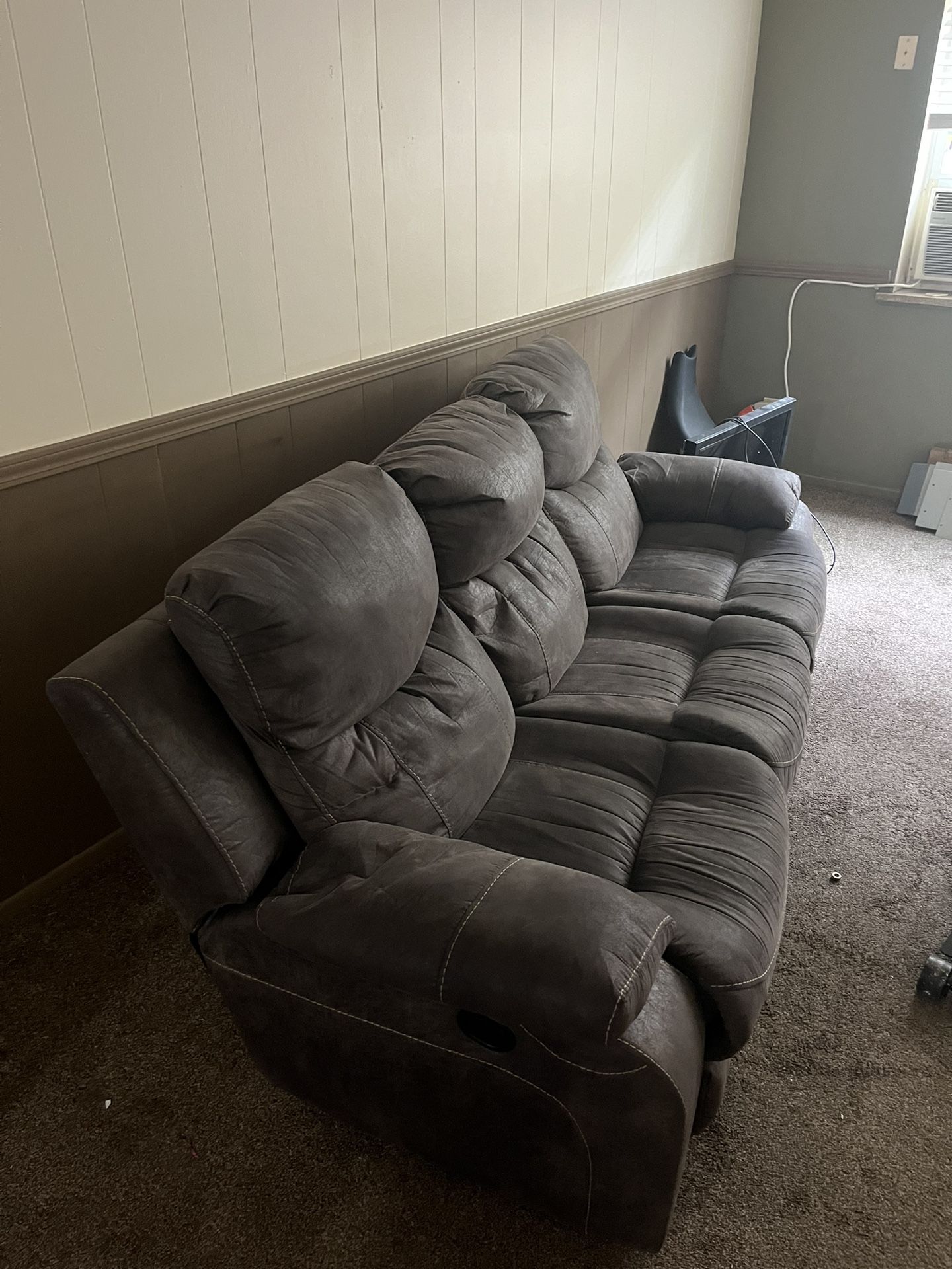 Reclining couch