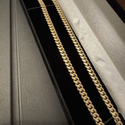 14k Gold Chain 22inch