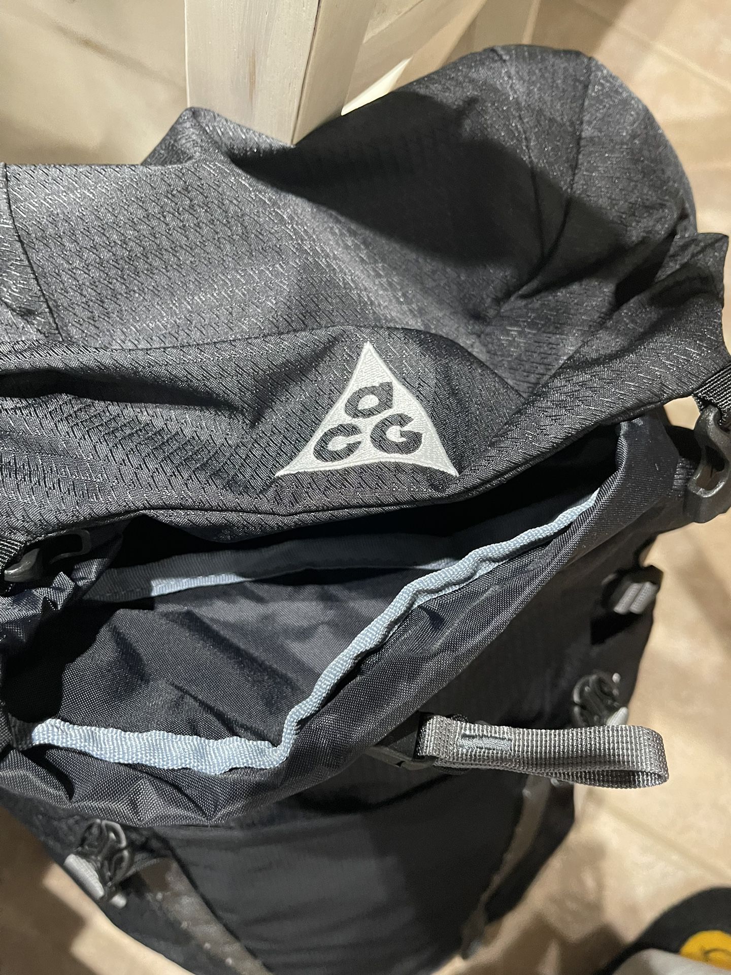 Mercedes Benz Backpack for Sale in Richmond, CA - OfferUp