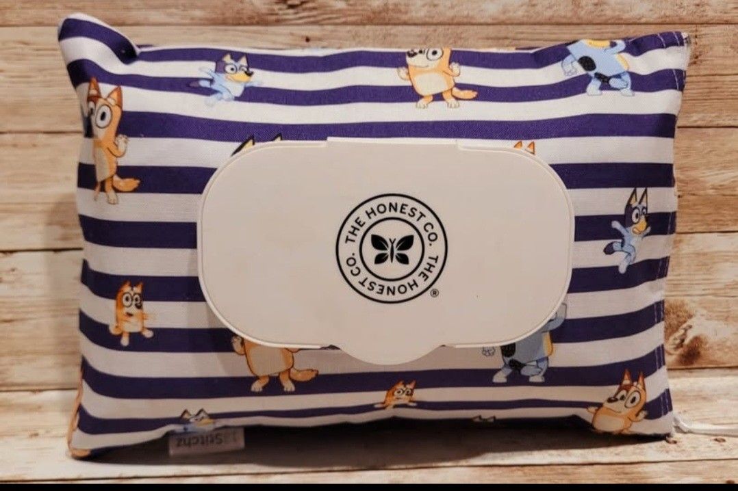 Bluey Honest Co. Wipes Cover