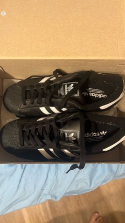 Adidas Superstar size 11