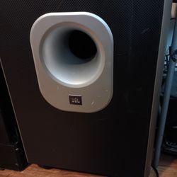 JBl Subwoofer