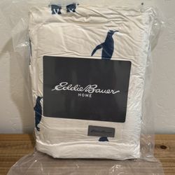 🐧 Eddie Bauer Throw Blanket