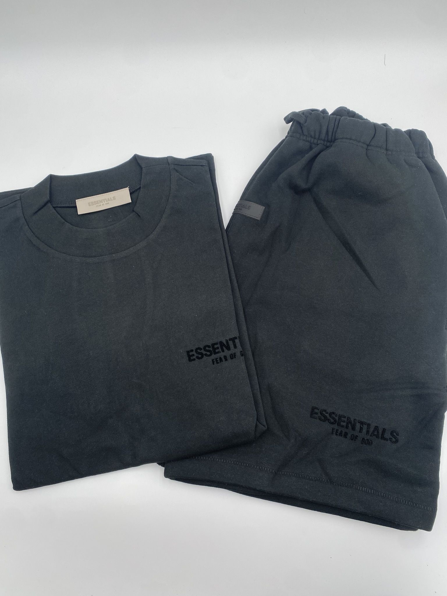 New Essentials Fear Of God “Stretch Limo” Shirt/Short Set Size S, M, L, XL