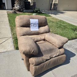 Recliner Free Riverbank