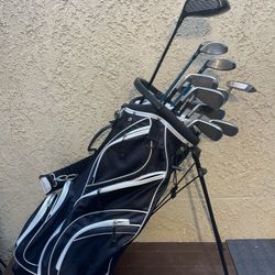 Very Nice Full Golf Club (RH)for Man With Odyssey Putter And New Golf Bag 