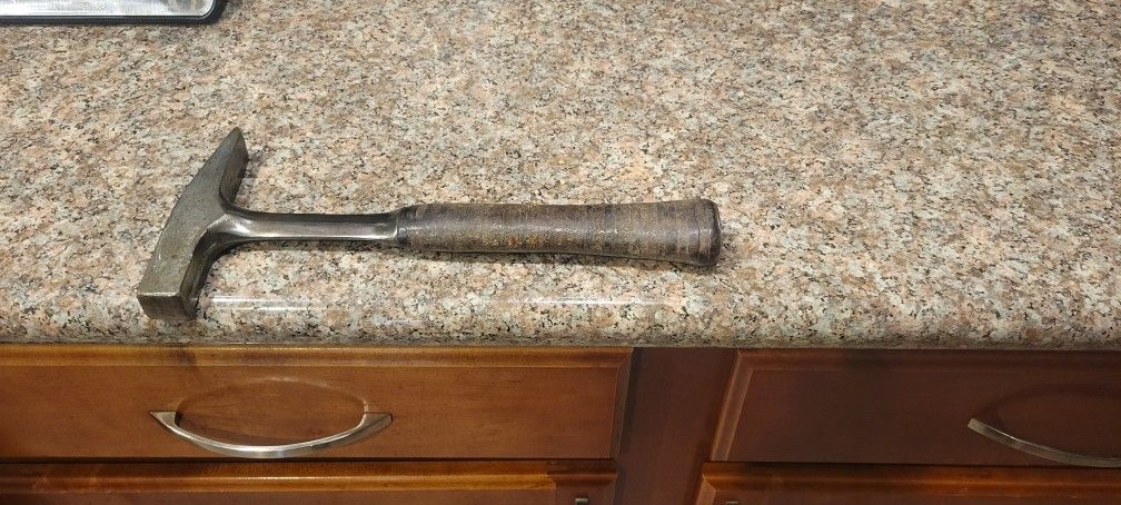 Malco Vintage Sheetmetal Hammer