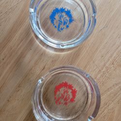 Customize Ashtrays Red&Blue  By The Zoepound LLC 