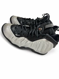 Nike Foamposite “Metallic” Sz 5.5y