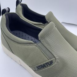 NEW XTRATUF mens Topwater slip on shoes Size 9.5M for Sale  display picture 1