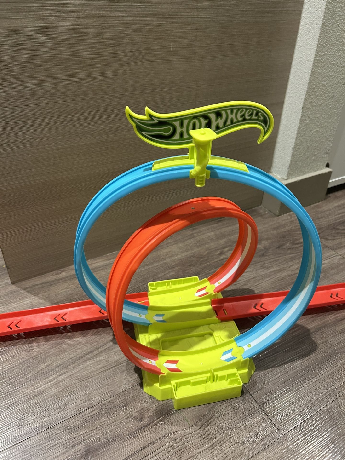 Hot Wheels Track