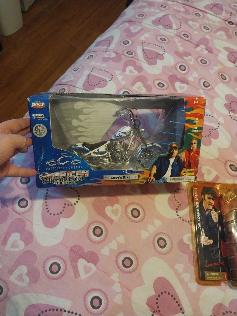 1-10 Scale AMERICAN CHOPPER Lucy Bike