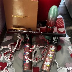 MAC Valentines Day Gift Bag