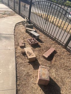 Free construction blocks