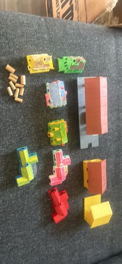 ho scale some houses,Churces vintage