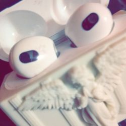 3rd Gen Apple Airpods