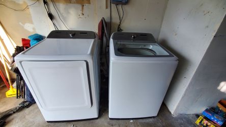 Samsung washer / dryer set
