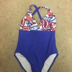 Ladies Medium Swimsuit 