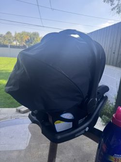 graco carseat base and stroller