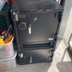 Heavy Safe Canāt Open