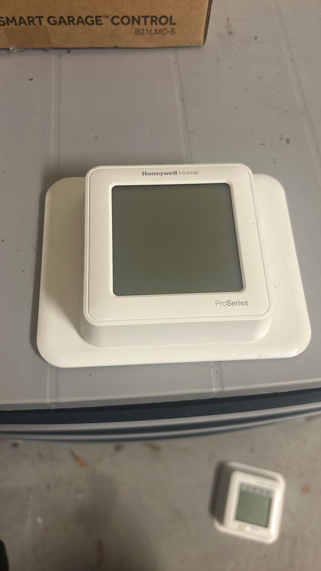 Honeywell Pro Series Thermostat (Z Wave)