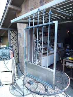 Metal gate,sercas