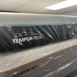 KING SIZE TEMPURPEDIC PRO BREEZE MEDIUM 