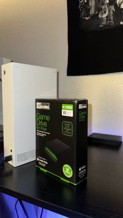 Xbox Series S w/ Seagate Game Drive 4TB