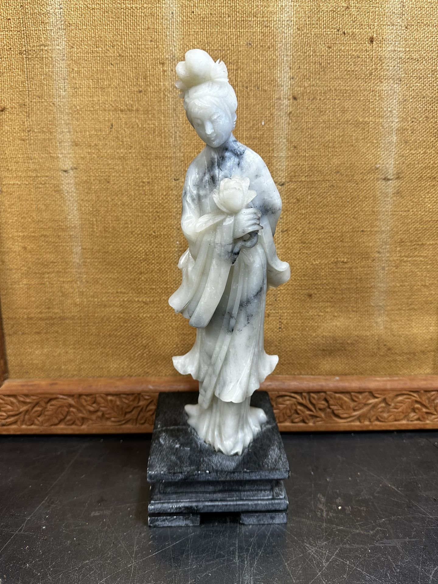 Chinese Jadeite Soapstone Nephrite Stone Carved Guanyin Figurine Goddess