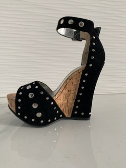 Bebe wedges