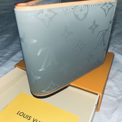Louis Vuitton Multiple Wallet Monogram Grey