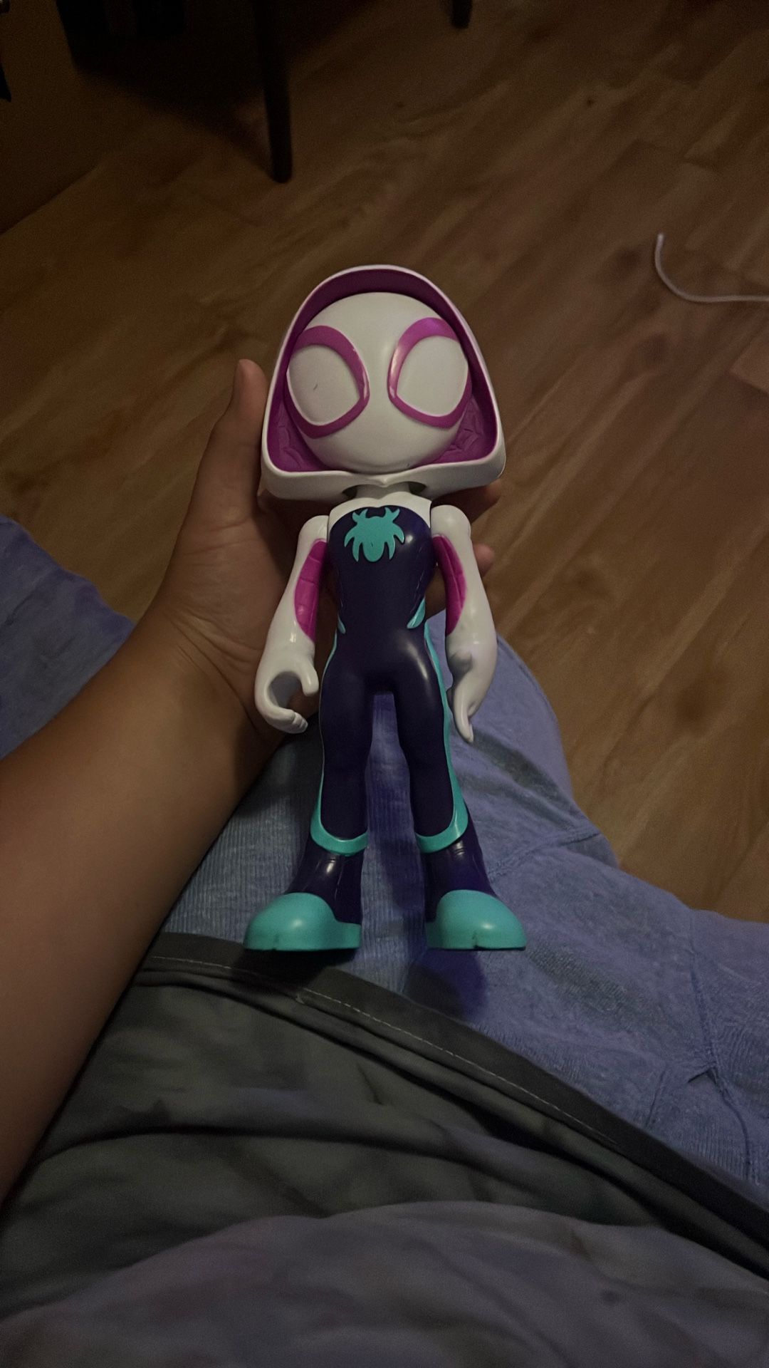 Spider Gwen, jumbo action figure
