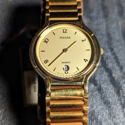 Vintage Pulsar 752240 Quartz Watch