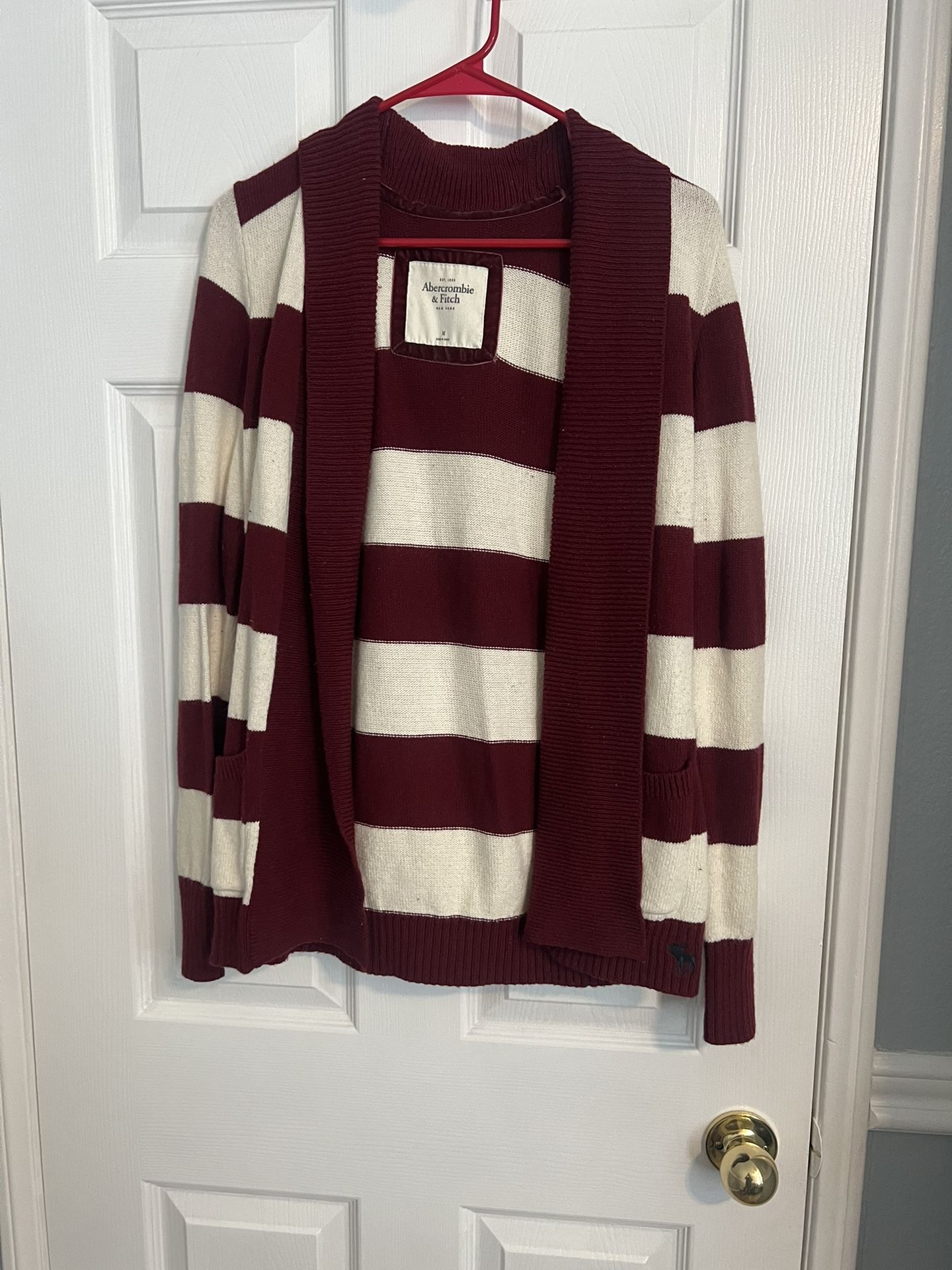 Abercrombie & Fitch cardigan size medium