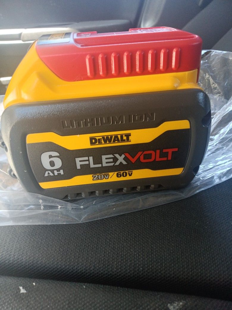 (NEW) DeWalt 20-60 Flex Volt 6 AH Battery