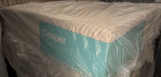 WHAT'S YOUR BEST OFFER! BRAND NEW QUEEN SIZE CASPER SNOW MAX HYBRID MATTRESS