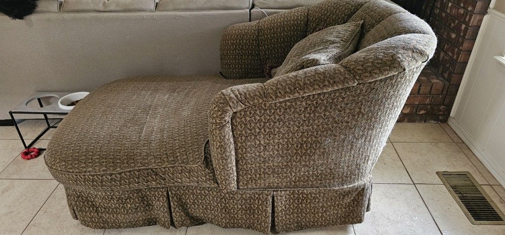 Lounge Chair