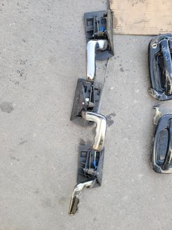 Door Handles With Latch