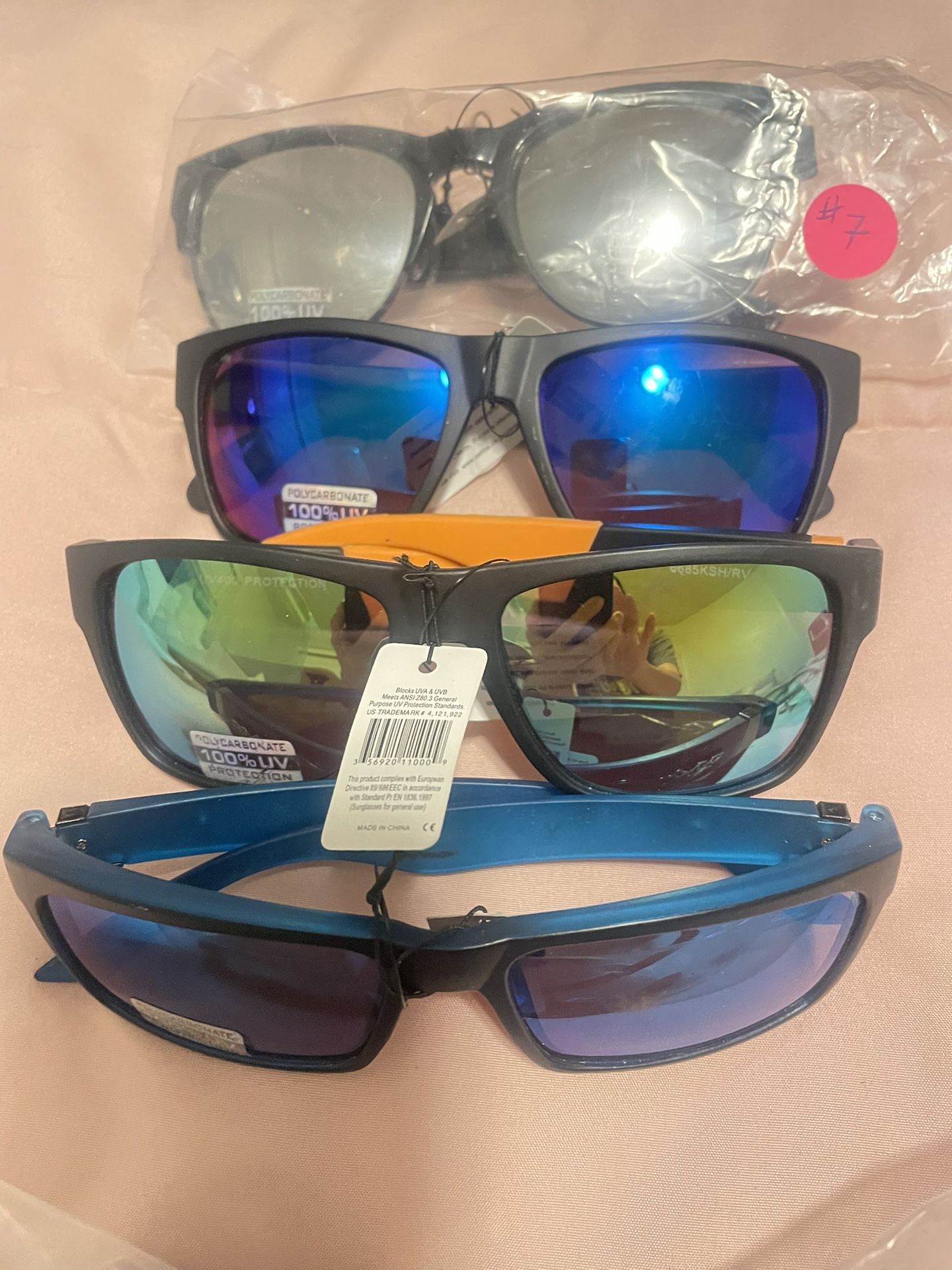 🔥 Stylish Polarized Sunglasses – Only $19! 🔥 Matte Finish • Mirrored Lenses • 100% UV Protection Unisex • Sports-Ready • Comfortable Fit