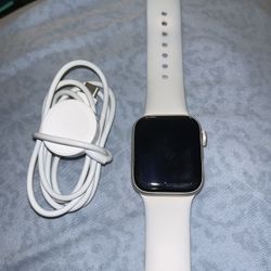 Apple Watch SE GPS + Cellular  40mm