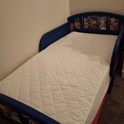 PAW PATROL TODDLER BED, With Mattress AND BEDDING ,like New!