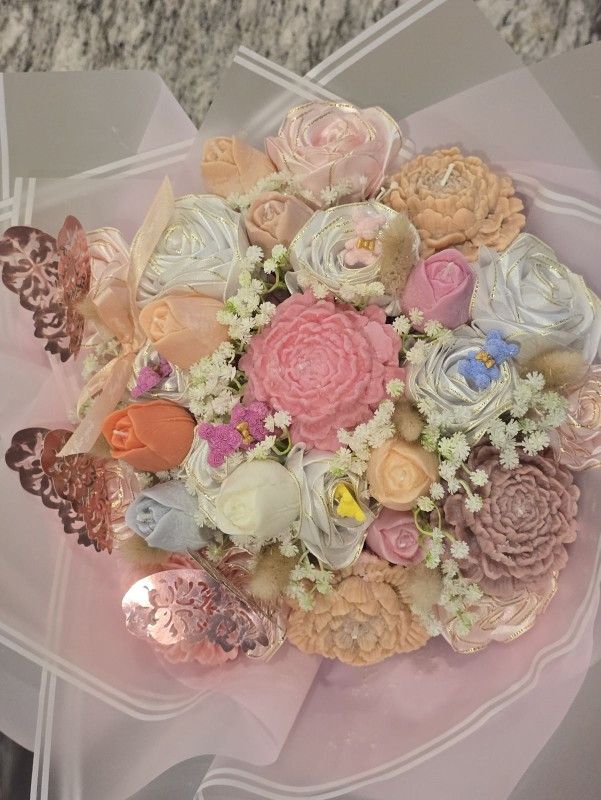 Candel Bouquet