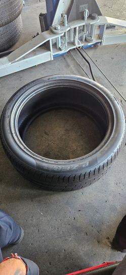 255/40/19 pirelli pzero tire 255 40 19