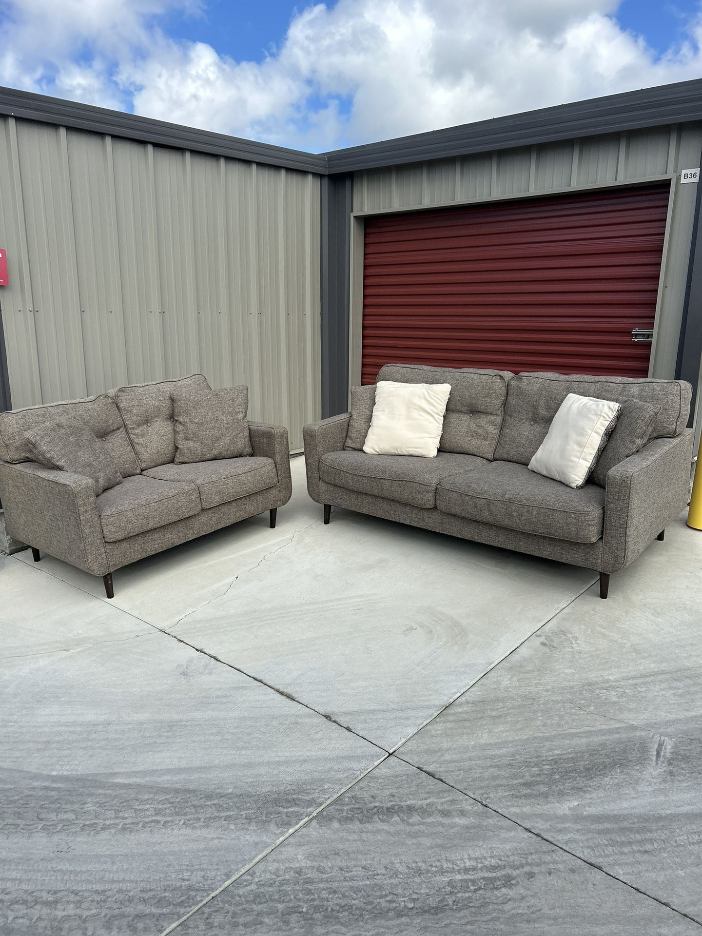 FREE DELIVERY&INSTALLATION Gray Couch+Loveseat Set