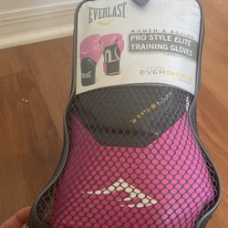 Womens Boxing Everlast Training Cloves