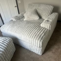 Corduroy Chaise With Ottoman