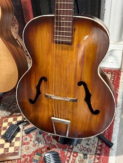 Vintage Silvertone Model 319 Archtop Guitar – Made in USA