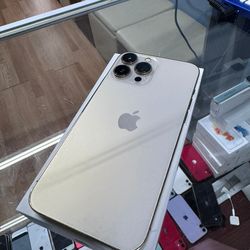 IPhone 13 Pro Max white