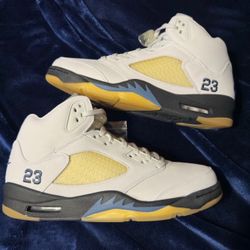 Jordan 5 “A Ma Maniere Dawn” Size 13