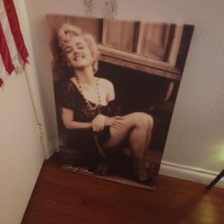 Marilyn Monroe in a classic sepia-toned photograph